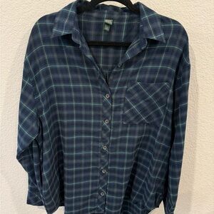 Wild Fable Navy Plaid Boyfriend Fit Shirt